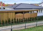 Carport und Ausfahrt