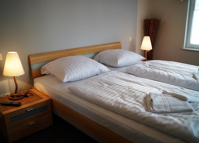 Schlafzimmer II mit Doppelbett
