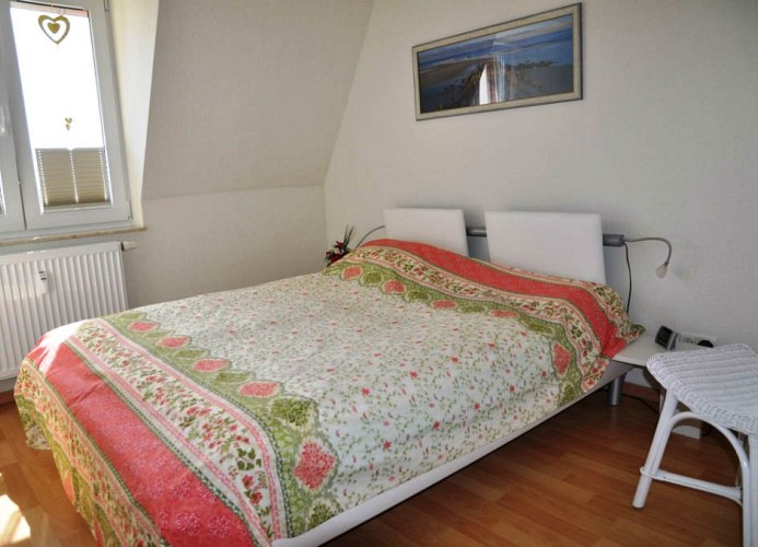 Schlafzimmer I mit Doppelbett