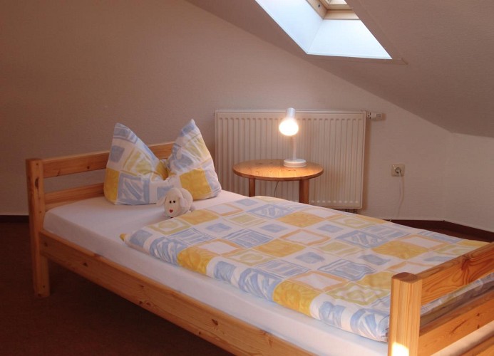 Schlafzimmer II mit Einzelbett