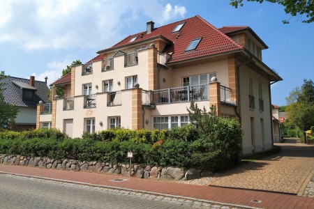 Villa Rosita mit Ferienwohnung Nr.7 - mit Terrasse