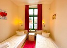 Schlafzimmer II mit zwei Einzelbetten