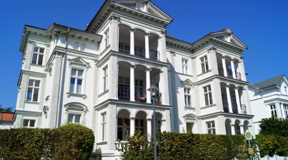 Villa Franz Josef mit direkter Haltestelle vor der Tür