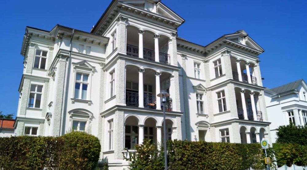 Villa Franz Josef mit direkter Haltestelle vor der Tür