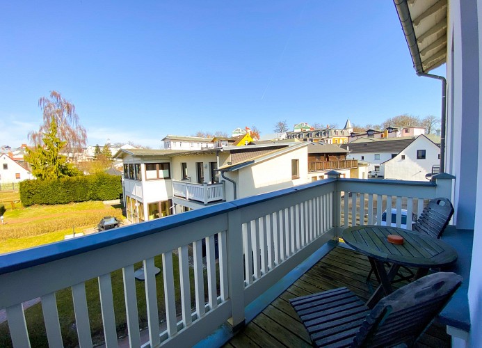 Veranda mit Sitzmöglichkeit