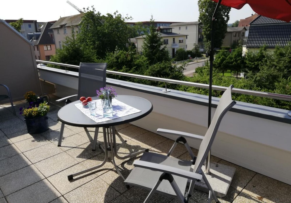 möblierte Terrasse